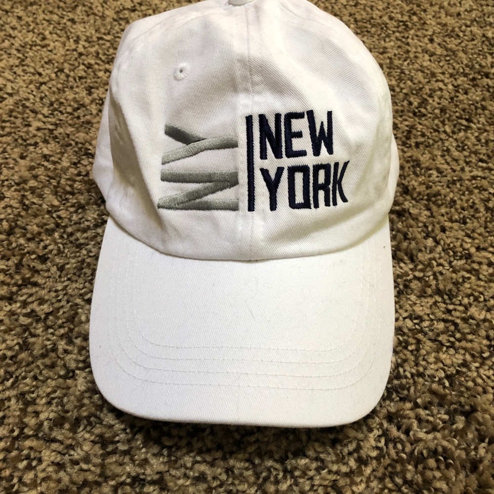 NY print hat